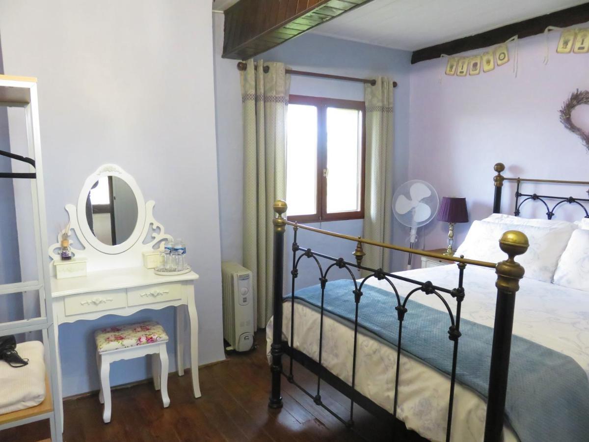 Michouat Chambre D'Hotes Vidou ภายนอก รูปภาพ