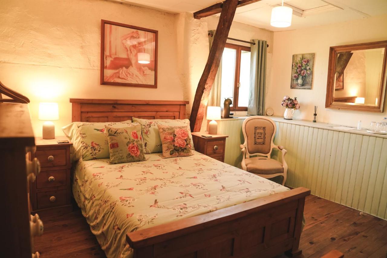 Michouat Chambre D'Hotes Vidou ภายนอก รูปภาพ